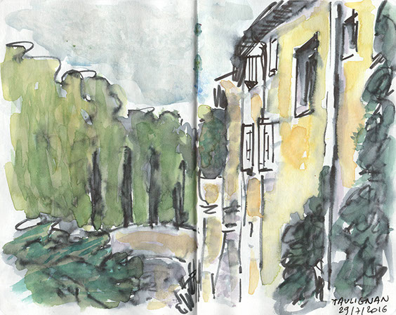 Baggage claim area in Porto